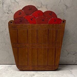 Wooden Apple Basket Wall Decor